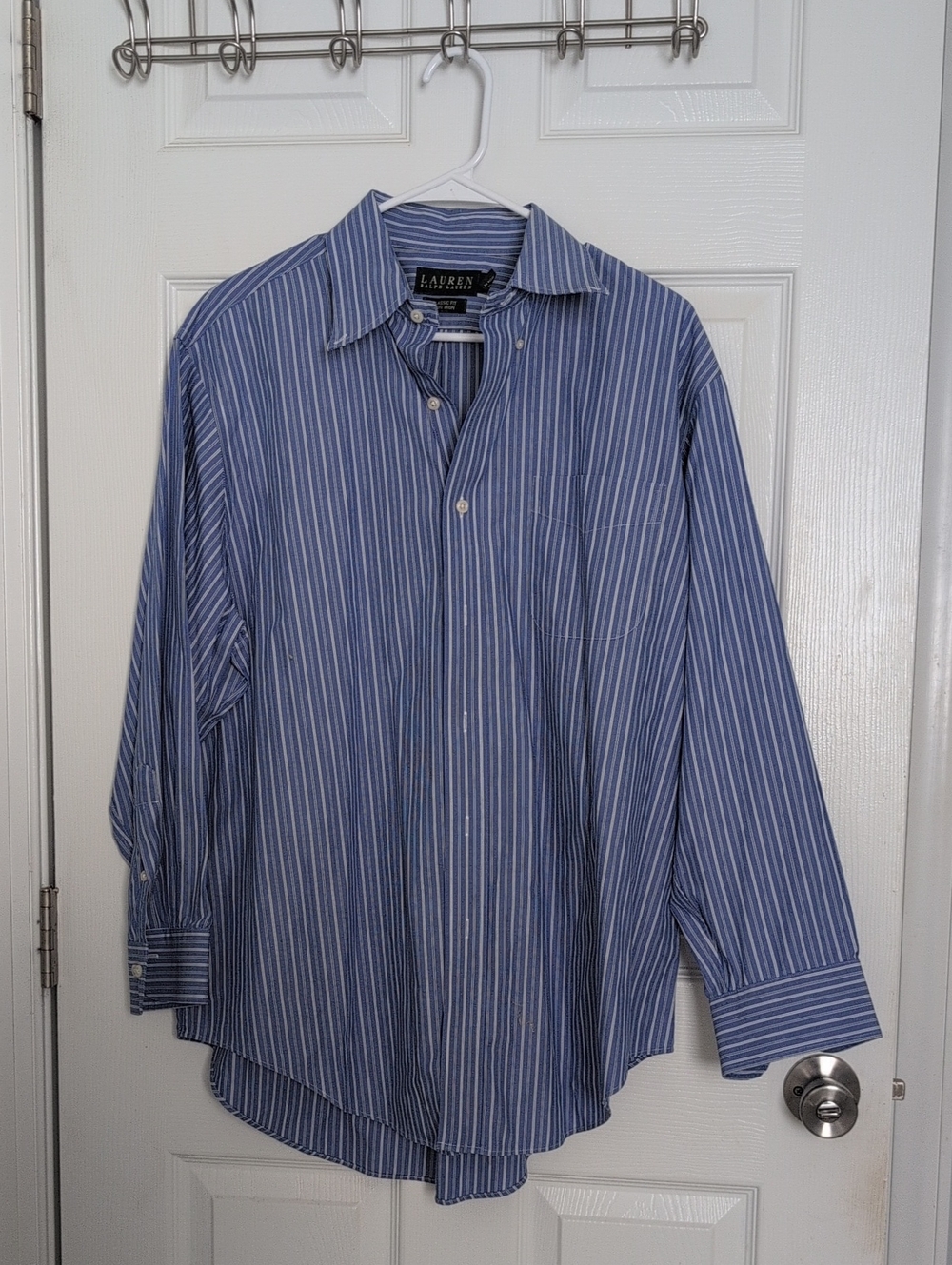 Lauren Ralph Lauren Blue & White Striped Men's Classic Fit Non Iron Button Down